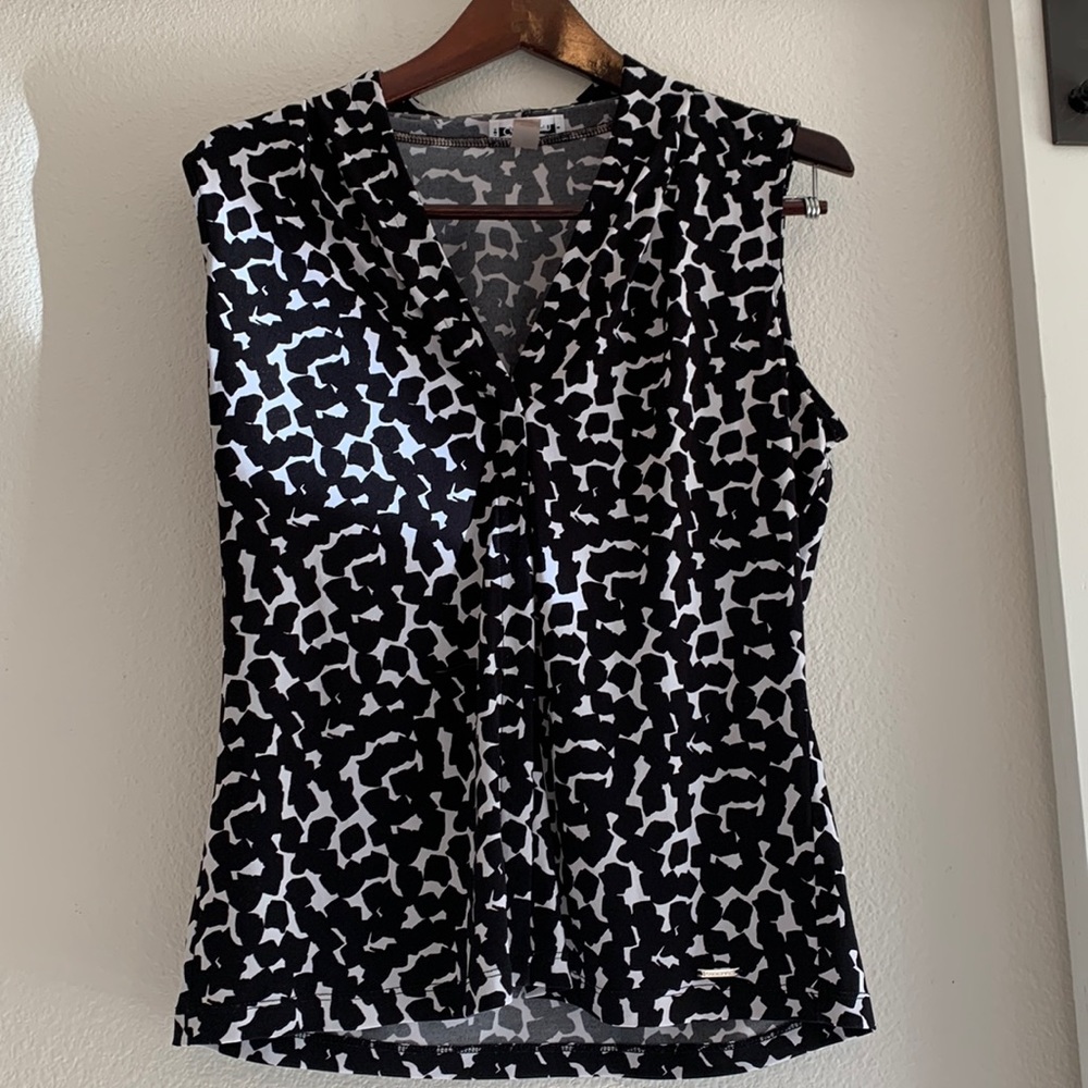 Medium Calvin Klein Blouse. Non smoking